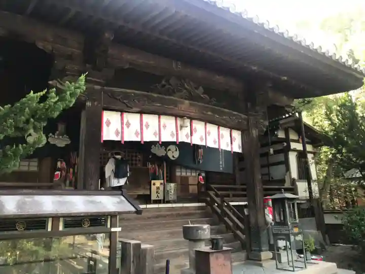 霊山寺の本殿・本堂