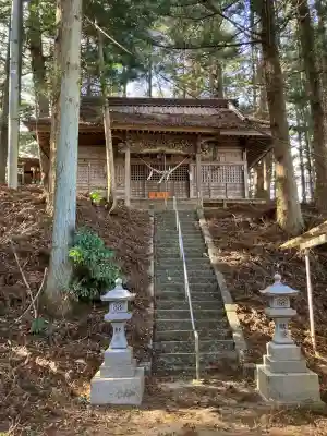 和久稲荷神社の{uncategorized: "未分類", other: "その他", undefined: "問題あり", building: "その他建物", grave: "お墓", sacred_gate: "鳥居", guardian: "狛犬", statue: "像", buddha: "仏像", history: "歴史", nature: "自然", garden: "庭園", animal: "動物", pagoda: "塔", temizu: "手水舎", mountain_gate: "山門・神門", sanctuary: "本殿・本堂", subordinate: "末社・摂社", art: "芸術", scenery: "景色", jizo: "地蔵", ema: "絵馬", goshuin: "御朱印", omikuji: "おみくじ", items: "授与品その他", amulet: "お守り", goshuincho: "御朱印帳", eats: "食事", festival: "お祭り", votive_dance: "神楽", shichigosan: "七五三参", wedding: "結婚式", experience: "体験その他", initially: "初詣", around: "周辺", anti_infection: "感染症対策"}