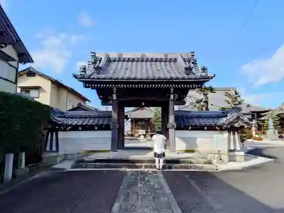 真通寺の山門・神門