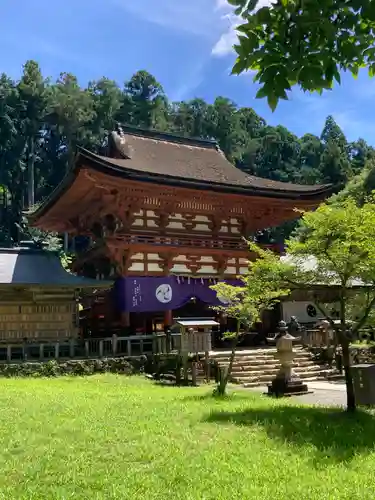 丹生都比売神社の山門