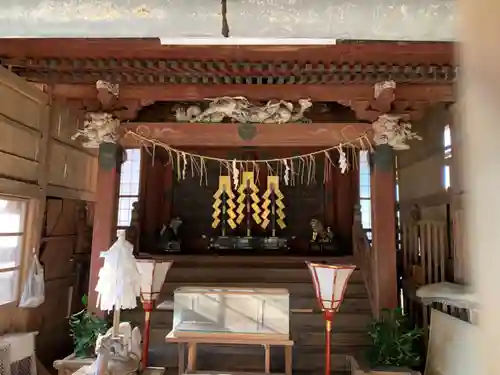 上諏訪神社の本殿・本堂