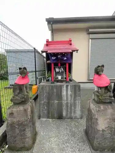 稲荷社（横浜市神奈川区亀住町）(神奈川県)