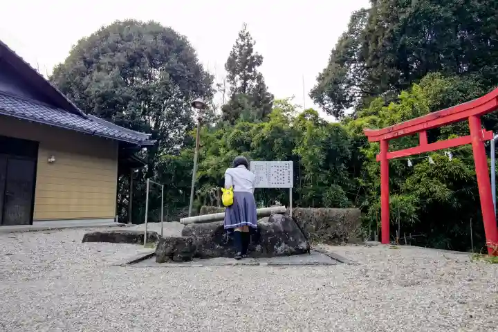 曽野稲荷神社の手水舎