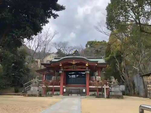 岡本八幡神社の本殿・本堂