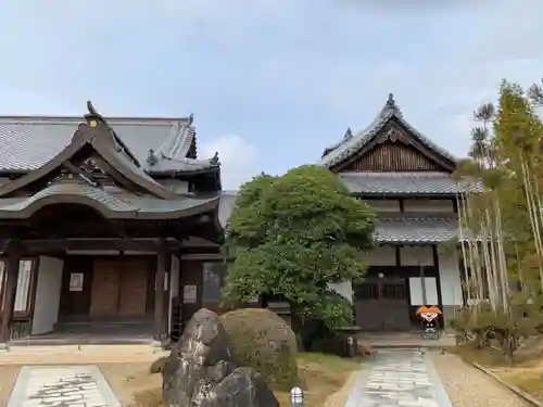 酒見寺の本殿・本堂