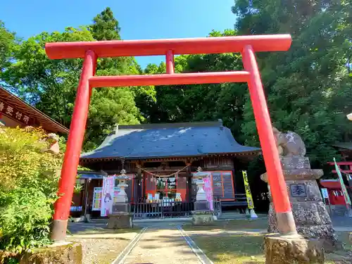 三光稲荷神社の鳥居