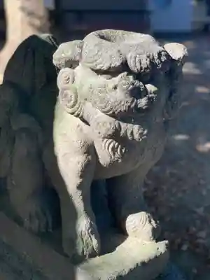 青渭神社の狛犬