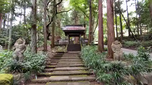 大雄寺の山門