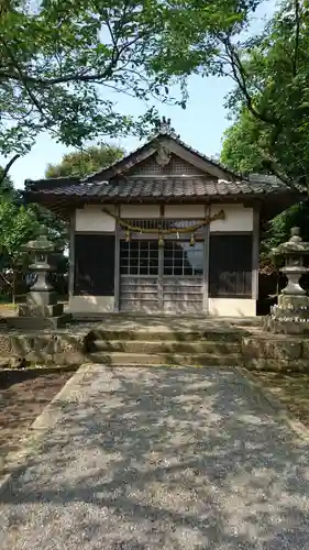 志布比神社の本殿・本堂