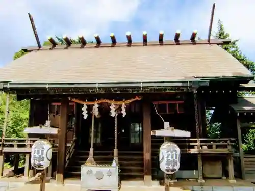 寒川神社の本殿・本堂