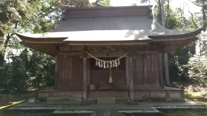 子安神社の本殿・本堂