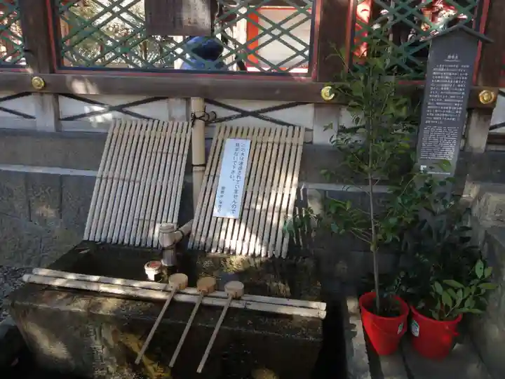 御香宮神社の手水舎