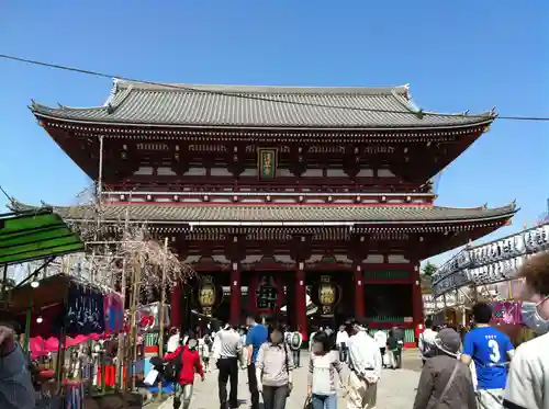 浅草寺の山門・神門
