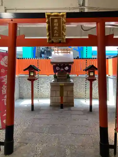 葵稲荷大神の本殿