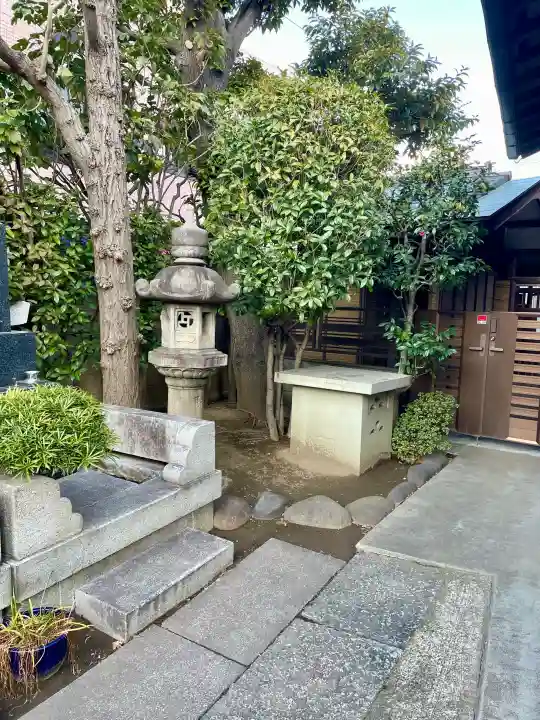 金蔵寺の{uncategorized: "未分類", other: "その他", undefined: "問題あり", building: "その他建物", grave: "お墓", sacred_gate: "鳥居", guardian: "狛犬", statue: "像", buddha: "仏像", history: "歴史", nature: "自然", garden: "庭園", animal: "動物", pagoda: "塔", temizu: "手水舎", mountain_gate: "山門・神門", sanctuary: "本殿・本堂", subordinate: "末社・摂社", art: "芸術", scenery: "景色", jizo: "地蔵", ema: "絵馬", goshuin: "御朱印", omikuji: "おみくじ", items: "授与品その他", amulet: "お守り", goshuincho: "御朱印帳", eats: "食事", festival: "お祭り", votive_dance: "神楽", shichigosan: "七五三参", wedding: "結婚式", experience: "体験その他", initially: "初詣", around: "周辺", anti_infection: "感染症対策"}