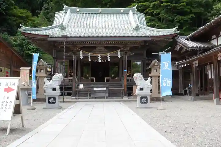 早馬神社の本殿・本堂
