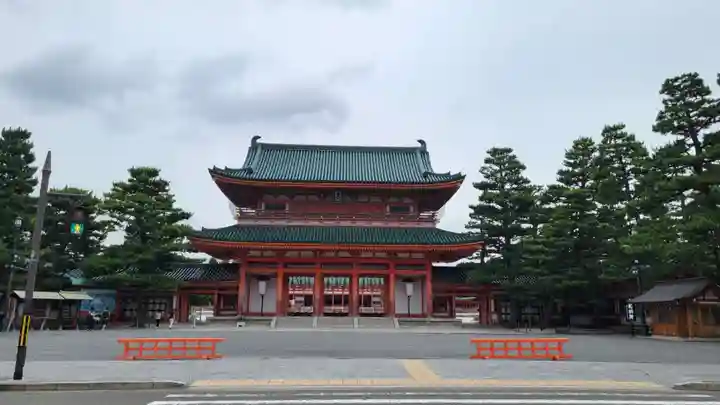 平安神宮の山門・神門