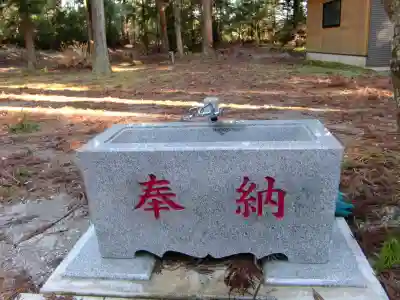 三島神社の手水舎