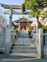 神楽坂若宮八幡神社の鳥居