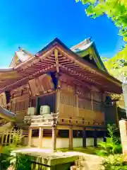 神崎神社の本殿