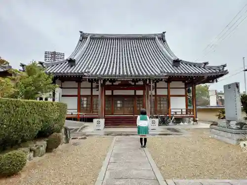 信光寺の本殿・本堂