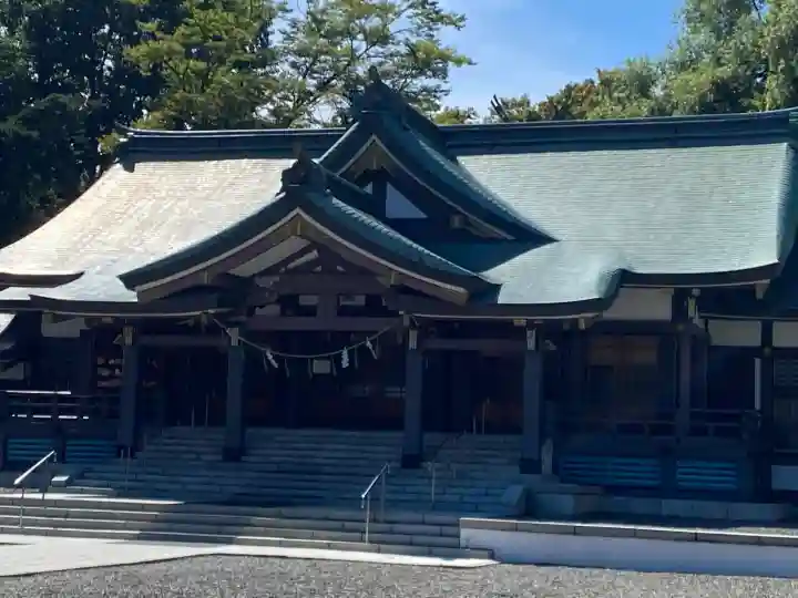 札幌護國神社の{uncategorized: "未分類", other: "その他", undefined: "問題あり", building: "その他建物", grave: "お墓", sacred_gate: "鳥居", guardian: "狛犬", statue: "像", buddha: "仏像", history: "歴史", nature: "自然", garden: "庭園", animal: "動物", pagoda: "塔", temizu: "手水舎", mountain_gate: "山門・神門", sanctuary: "本殿・本堂", subordinate: "末社・摂社", art: "芸術", scenery: "景色", jizo: "地蔵", ema: "絵馬", goshuin: "御朱印", omikuji: "おみくじ", items: "授与品その他", amulet: "お守り", goshuincho: "御朱印帳", eats: "食事", festival: "お祭り", votive_dance: "神楽", shichigosan: "七五三参", wedding: "結婚式", experience: "体験その他", initially: "初詣", around: "周辺", anti_infection: "感染症対策"}