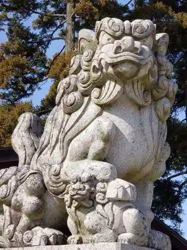 林神社の狛犬