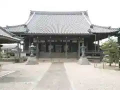 西方寺の本殿