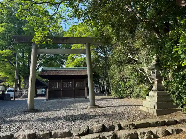 武雄神社の{uncategorized: "未分類", other: "その他", undefined: "問題あり", building: "その他建物", grave: "お墓", sacred_gate: "鳥居", guardian: "狛犬", statue: "像", buddha: "仏像", history: "歴史", nature: "自然", garden: "庭園", animal: "動物", pagoda: "塔", temizu: "手水舎", mountain_gate: "山門・神門", sanctuary: "本殿・本堂", subordinate: "末社・摂社", art: "芸術", scenery: "景色", jizo: "地蔵", ema: "絵馬", goshuin: "御朱印", omikuji: "おみくじ", items: "授与品その他", amulet: "お守り", goshuincho: "御朱印帳", eats: "食事", festival: "お祭り", votive_dance: "神楽", shichigosan: "七五三参", wedding: "結婚式", experience: "体験その他", initially: "初詣", around: "周辺", anti_infection: "感染症対策"}