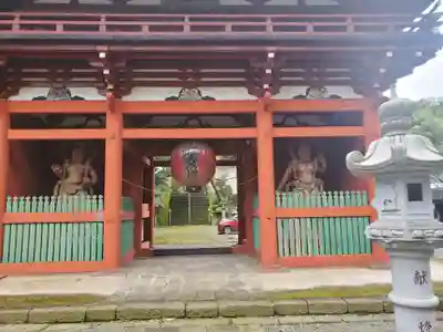 岩舟山高勝寺の山門・神門