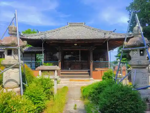 安楽寺の本殿・本堂