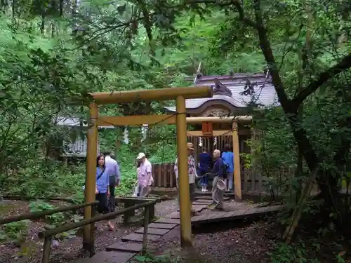 幣立神宮の末社