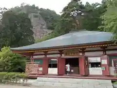 鳳来寺の本殿