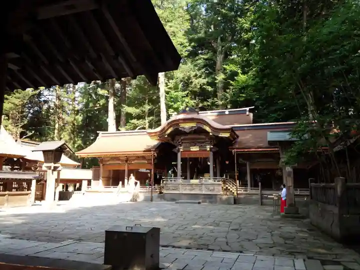 諏訪大社の本殿・本堂