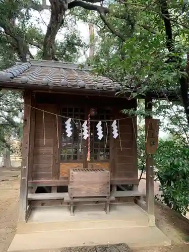 上中居諏訪神社の末社