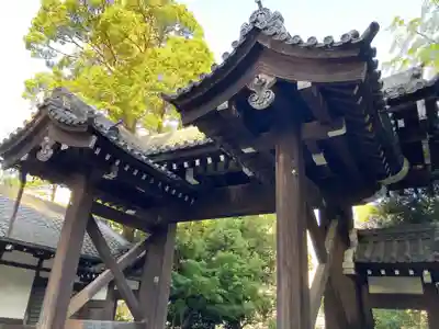 総持寺の山門・神門