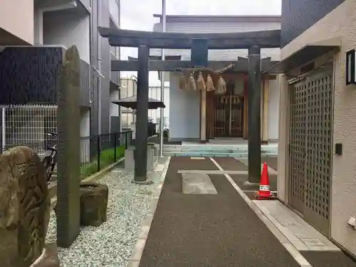 矢先神社の鳥居