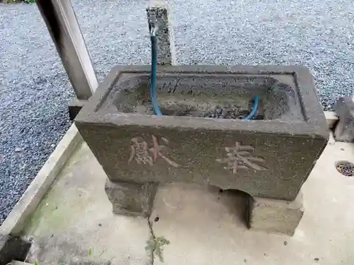 六塚稲荷神社の手水舎