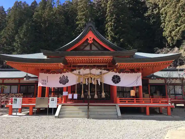 金櫻神社の本殿・本堂