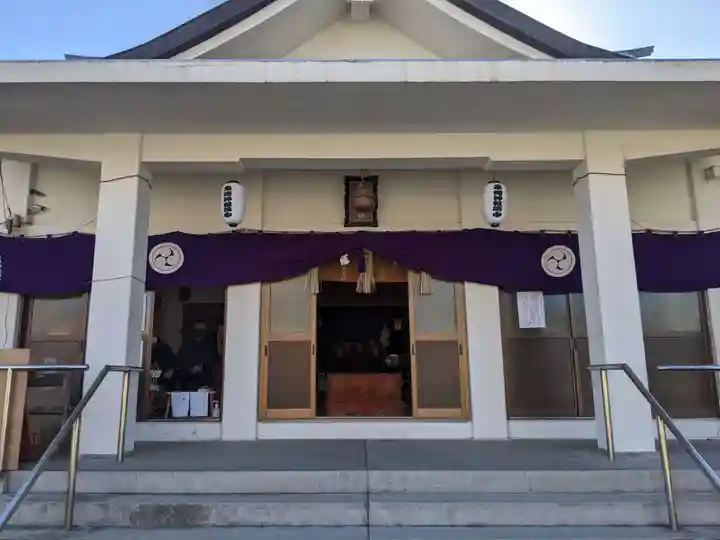 糸縄神社の本殿・本堂