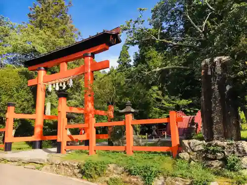 丹生都比売神社の鳥居