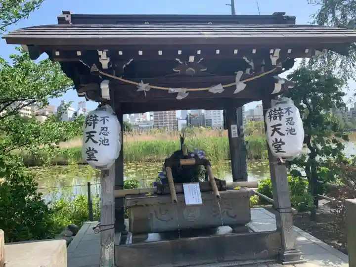 寛永寺不忍池弁天堂の手水舎