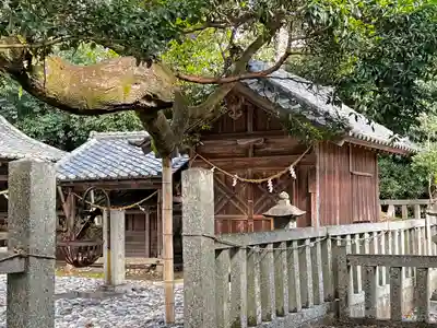 賀久留神社の末社・摂社
