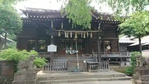 白山神社の本殿