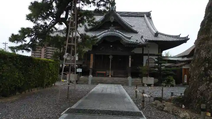 大慶寺の本殿・本堂