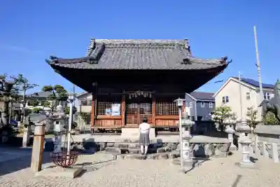 白鳥神社の{uncategorized: "未分類", other: "その他", undefined: "問題あり", building: "その他建物", grave: "お墓", sacred_gate: "鳥居", guardian: "狛犬", statue: "像", buddha: "仏像", history: "歴史", nature: "自然", garden: "庭園", animal: "動物", pagoda: "塔", temizu: "手水舎", mountain_gate: "山門・神門", sanctuary: "本殿・本堂", subordinate: "末社・摂社", art: "芸術", scenery: "景色", jizo: "地蔵", ema: "絵馬", goshuin: "御朱印", omikuji: "おみくじ", items: "授与品その他", amulet: "お守り", goshuincho: "御朱印帳", eats: "食事", festival: "お祭り", votive_dance: "神楽", shichigosan: "七五三参", wedding: "結婚式", experience: "体験その他", initially: "初詣", around: "周辺", anti_infection: "感染症対策"}