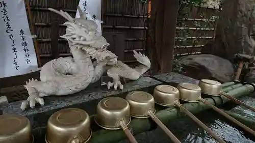 田無神社の手水舎