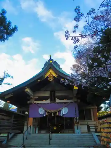 彌彦神社　(伊夜日子神社)の本殿・本堂