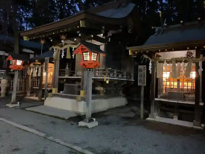 平塚八幡宮の末社・摂社
