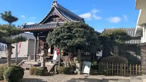 大覚寺の{uncategorized: "未分類", other: "その他", undefined: "問題あり", building: "その他建物", grave: "お墓", sacred_gate: "鳥居", guardian: "狛犬", statue: "像", buddha: "仏像", history: "歴史", nature: "自然", garden: "庭園", animal: "動物", pagoda: "塔", temizu: "手水舎", mountain_gate: "山門・神門", sanctuary: "本殿・本堂", subordinate: "末社・摂社", art: "芸術", scenery: "景色", jizo: "地蔵", ema: "絵馬", goshuin: "御朱印", omikuji: "おみくじ", items: "授与品その他", amulet: "お守り", goshuincho: "御朱印帳", eats: "食事", festival: "お祭り", votive_dance: "神楽", shichigosan: "七五三参", wedding: "結婚式", experience: "体験その他", initially: "初詣", around: "周辺", anti_infection: "感染症対策"}